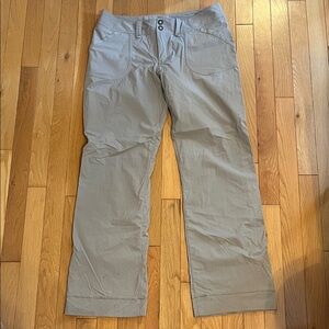 Women’s Arc’teryx hiking pants